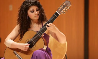 Solo classical guitar lessons